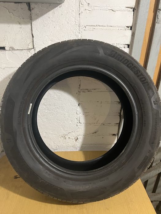 Opony Bridgestone 215/60/R17 letnie rocznik 2025