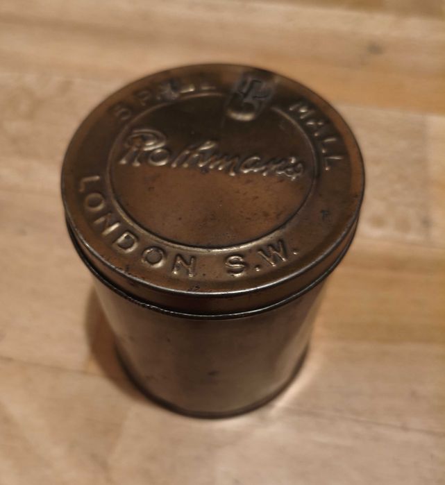 Zabytkowa metalowa puszka tytoniowa Rothmans