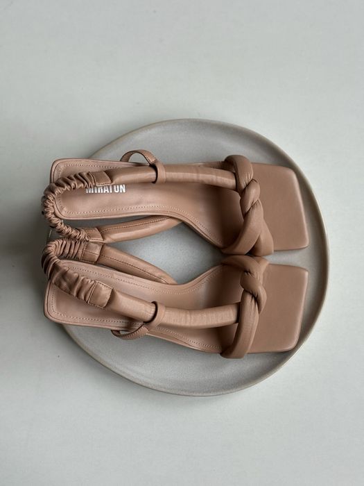 Босоніжки від Miraton