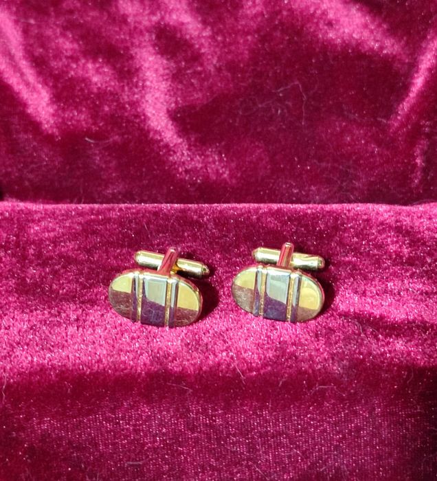 Запонки та затискач для краватки. П'ер Карден. Запонки и зажим для гал