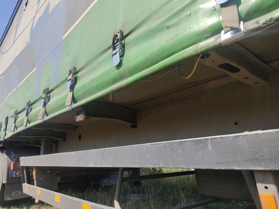 Напівпричіп schmitz s01