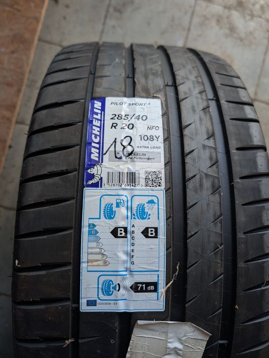 Opony Michelin pilot sport 4 285/40R20
