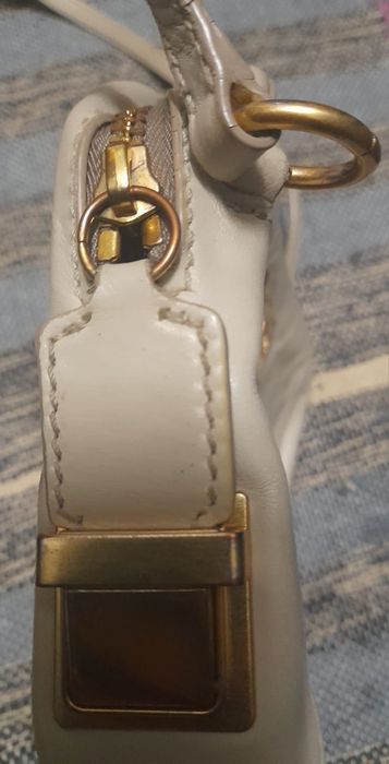 Mala bimba y lola em pele