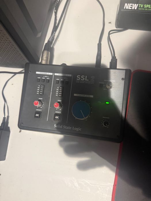 SSL 2 Interface de Áudio
