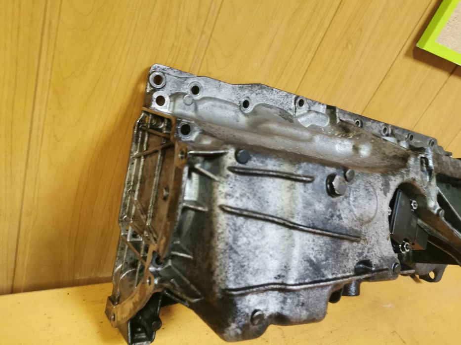 Miska olejowa bmw x6 e71  lci 30D 306km n57d30b