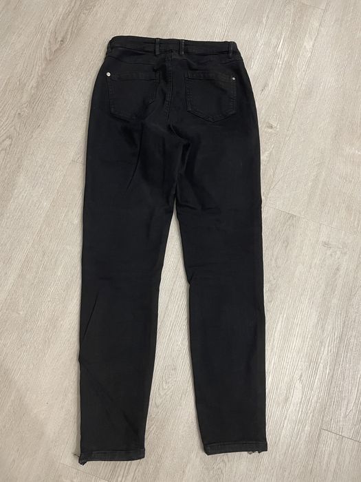 RESERVED damskie spodnie jeans rozm. 36