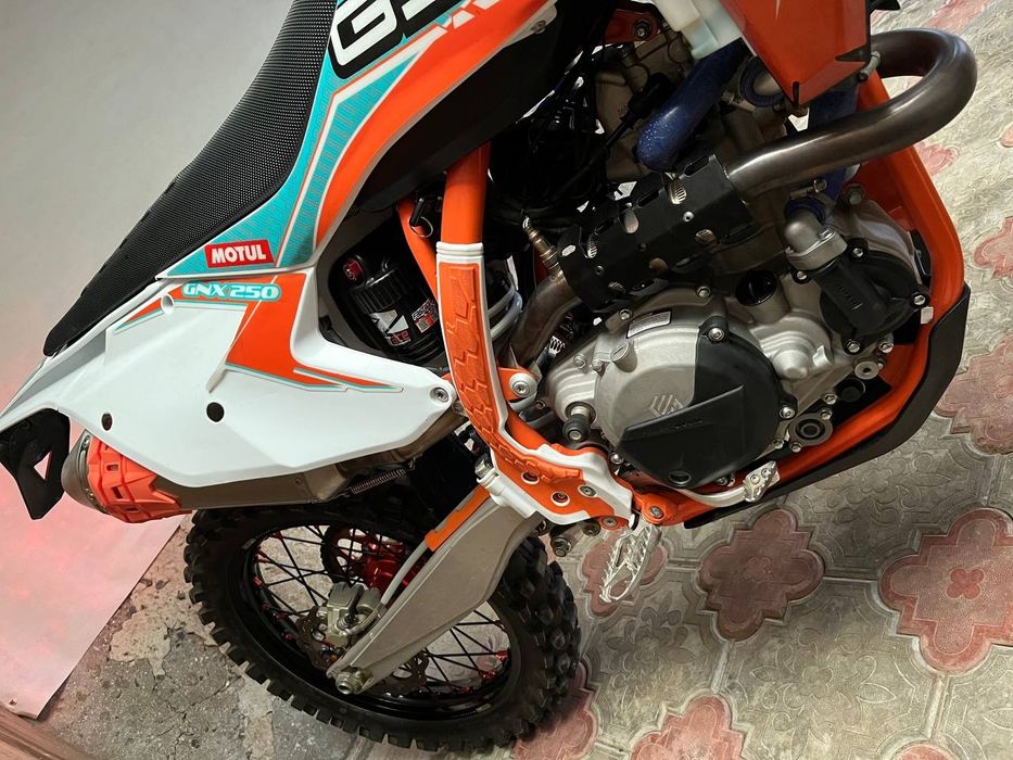 Продам або обмін Geon Dakar GNX 250(300) EFI 177mm інжектор 31к,с 13.5