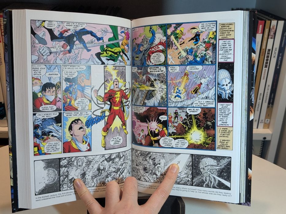 Crisis on Infinite Earths 35th Anniv. Deluxe DC