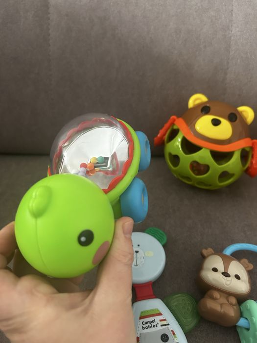 Zestaw grzechotek i grzyzaków