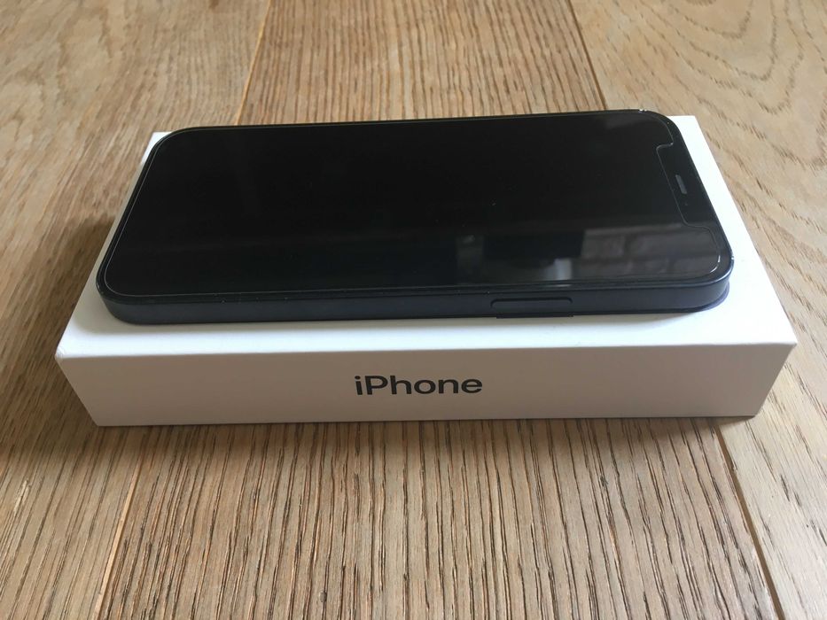 iPhone 12 256 GB czarny