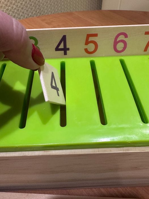 Набір Монтессорі, сортер, класифікатор знань (тварини, цифри, фрукти)