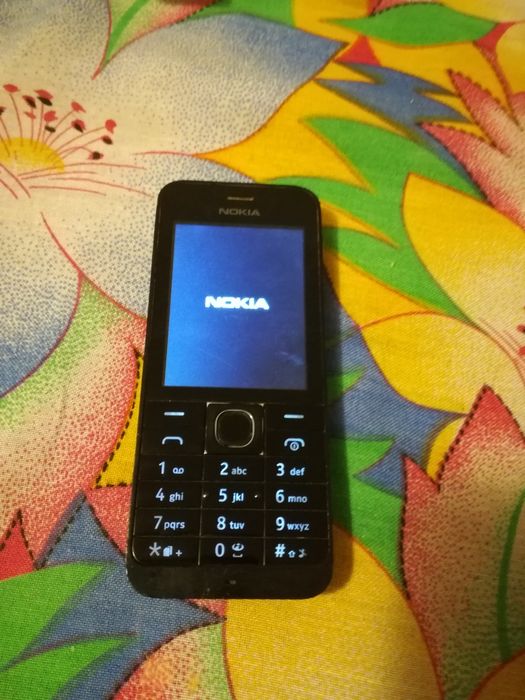 Nokia 220 Clássico