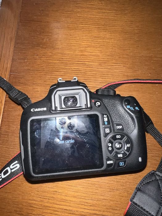 Canon EOS 1200D