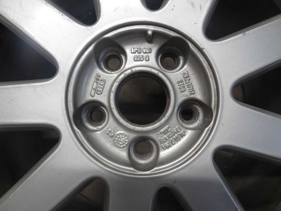 Koło felga  audi 17  cali