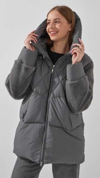 Продам куртку жiночу нова розмiр 56-58