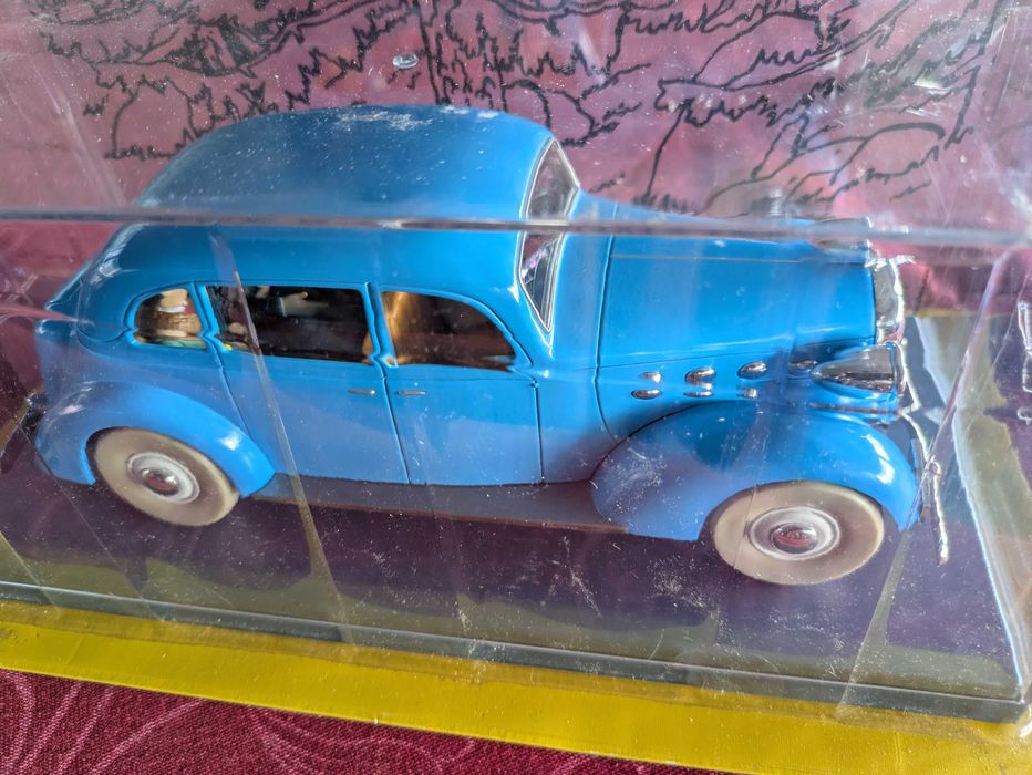 Les voitures de Tintin esc 1/24; nº 32- La voiture de la Castafiore