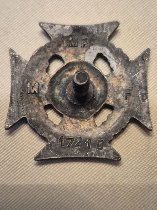 Sprzedam krzyż harcerski