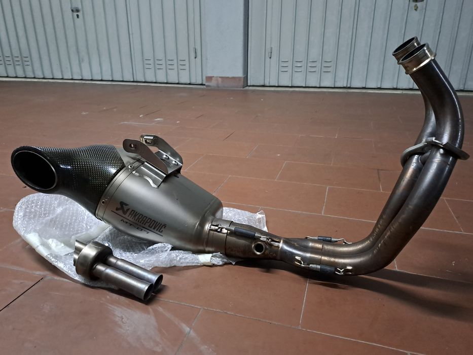 Akrapovic MT 07 titanium