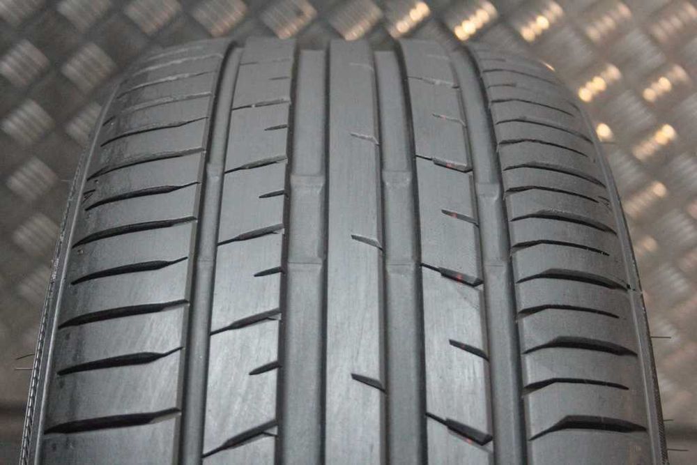 225/35/19 Toyo PROXES Sport 225/35 R19 88Y XL 2022r