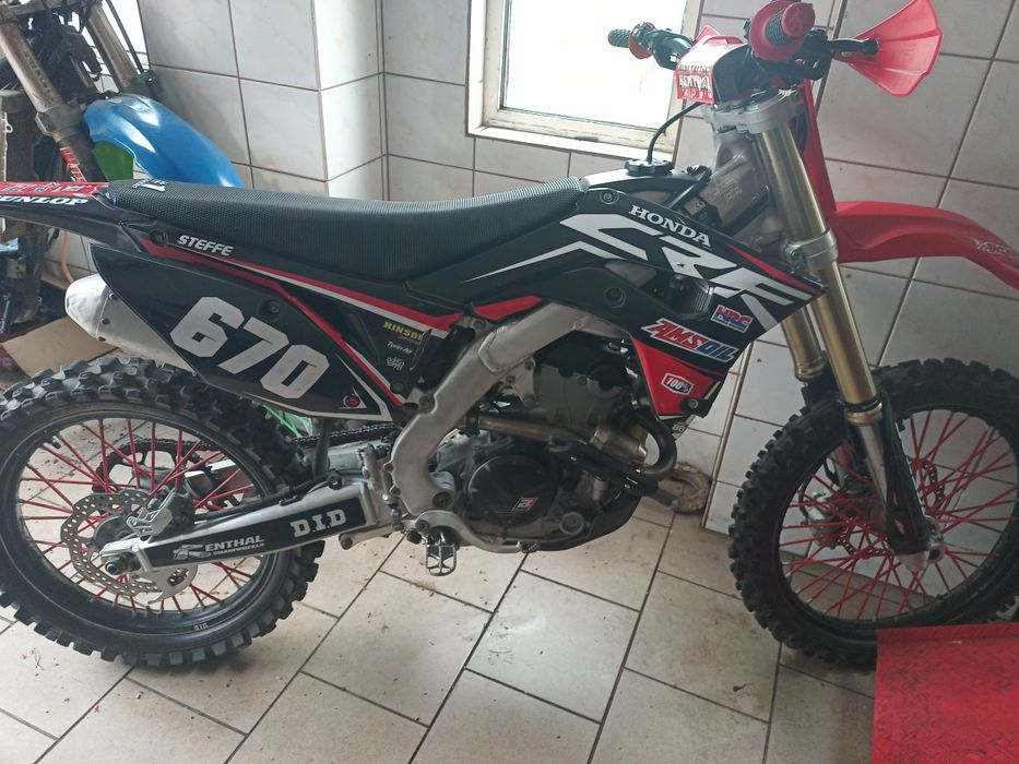 Serwis  skuterów motocykli cześci