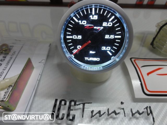 Manômetro da Pressão do Turbo 3 bar Fundo Preto c/iluminaçao led branco Depo Racing Japan 52mm de diametro c/2 anos de garantia