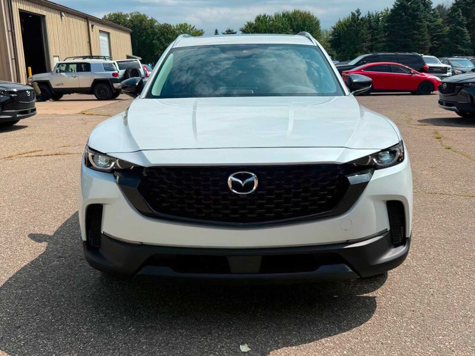 Mazda CX-50 S Premium      2024