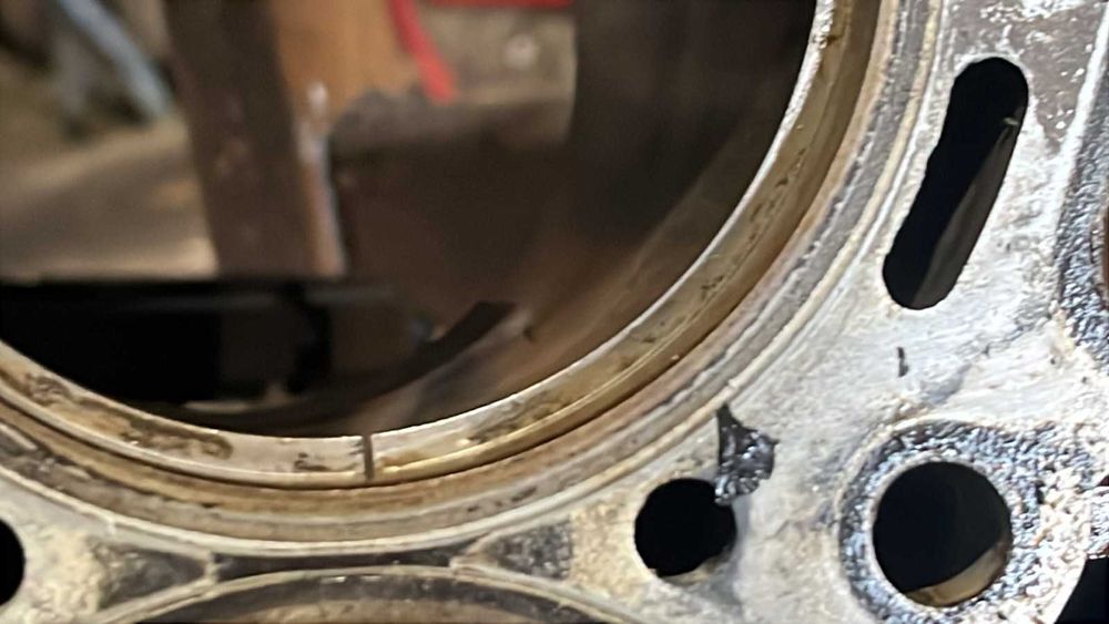 Поршень Hyundai 82.8 шатун BMW 79.6 M20B20 VW Skoda Seat деталі ГБЦ кл