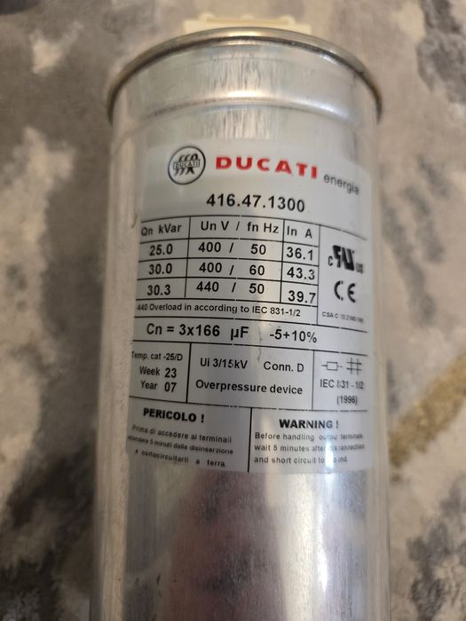 Kondensator mocy biernej 30kvar, 15kvar, 6.25kvar nie uż
