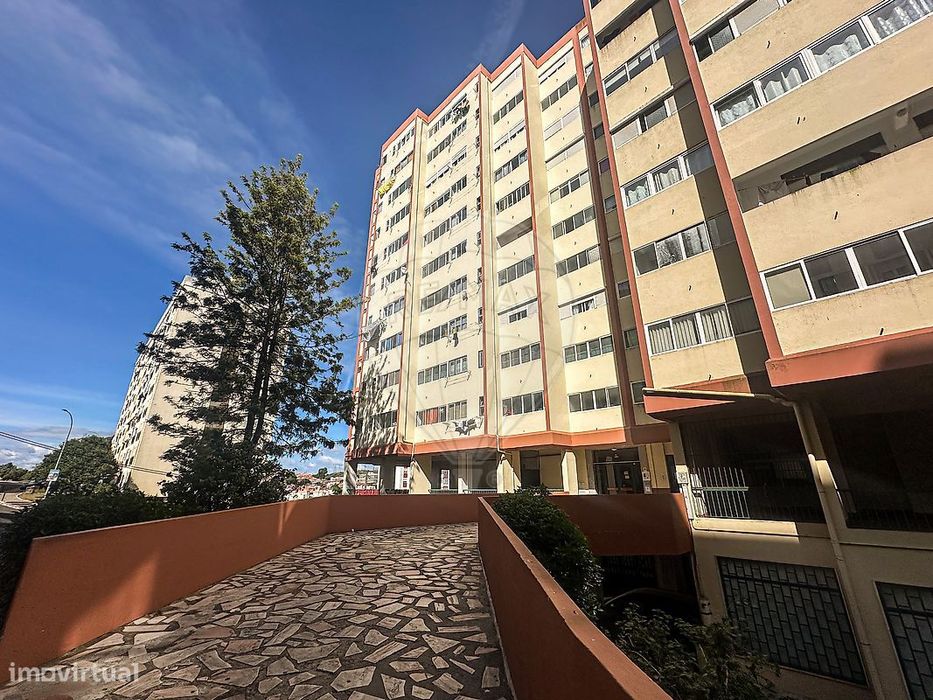 Apartamento T4 para venda