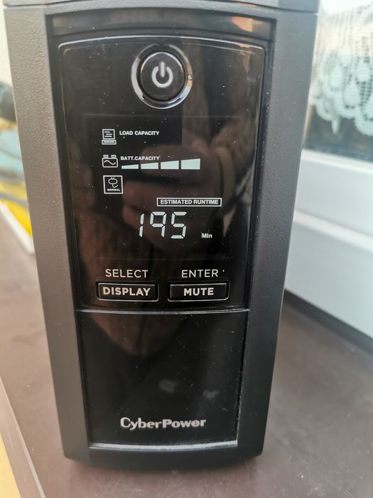 Zasilacz UPS CYBERPOWER VP700ELCD-FR 700VA 390W używany