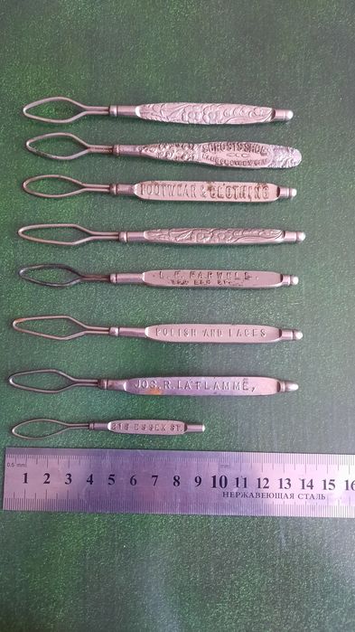 Гачки для ґудзиків, шнурків колекційні Англія