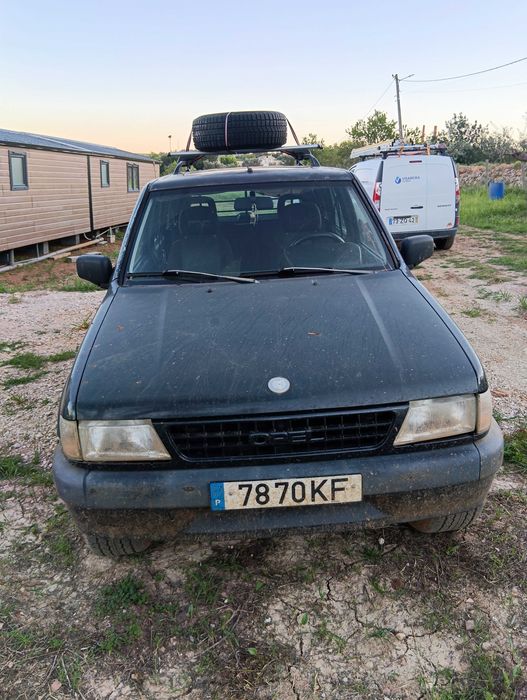 Opel Frontera 2.2