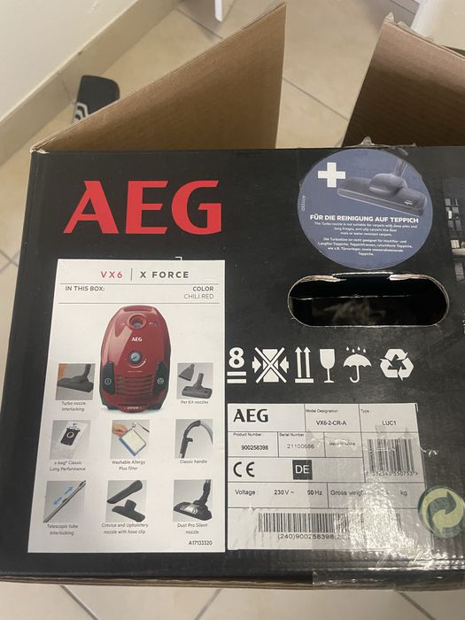 Aspirador com saco AEG VX6 Animal