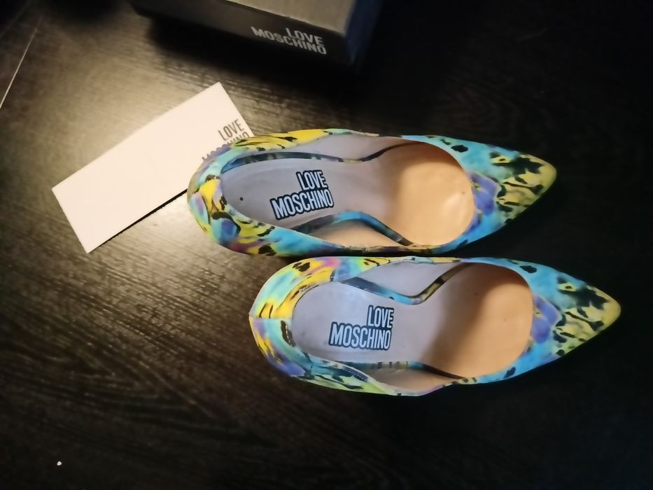 Szpilki Love Moschino  wielokolorowe