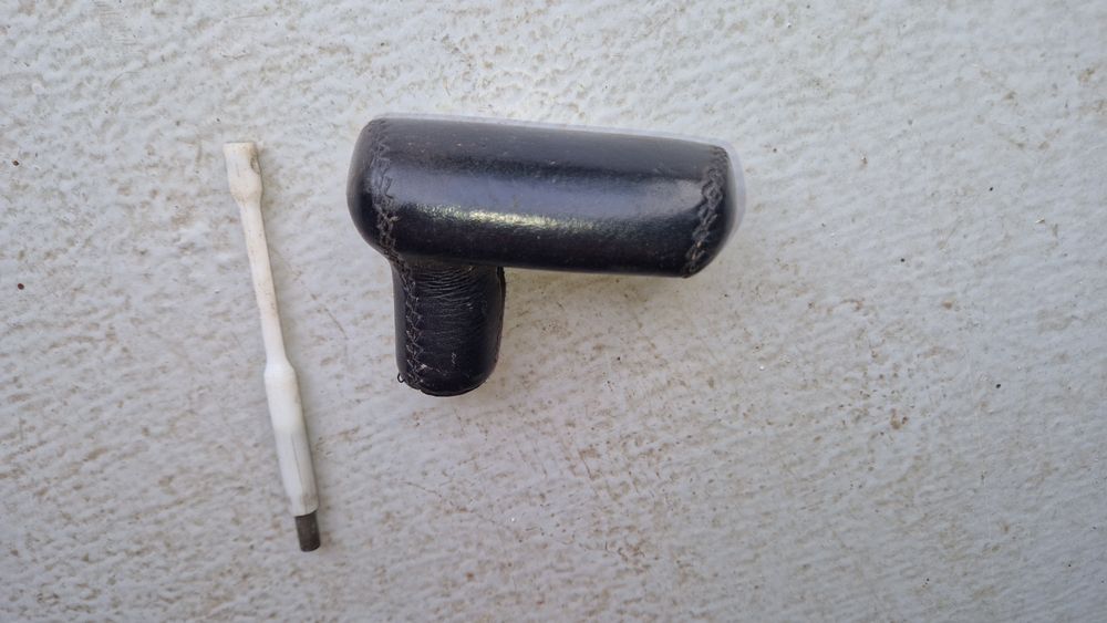 Gałka skórzana e24 e30 e34 e36 automat