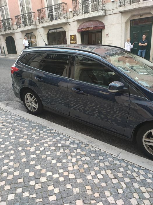 Ford focus 1.5 tdci — fotografia 3