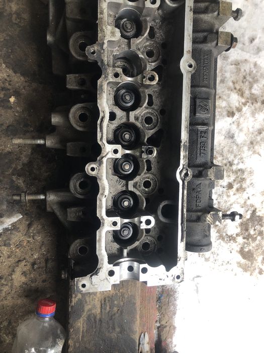 Гбц головка ренот1.5dci