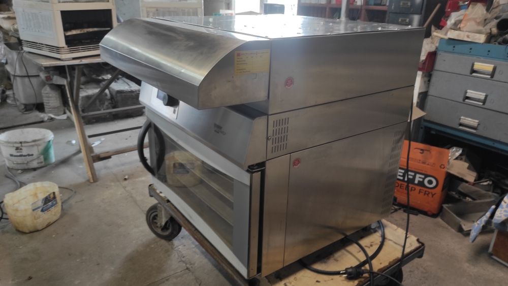 Пароконвектомат,піч для хліба Wiesheu 220 вольт.