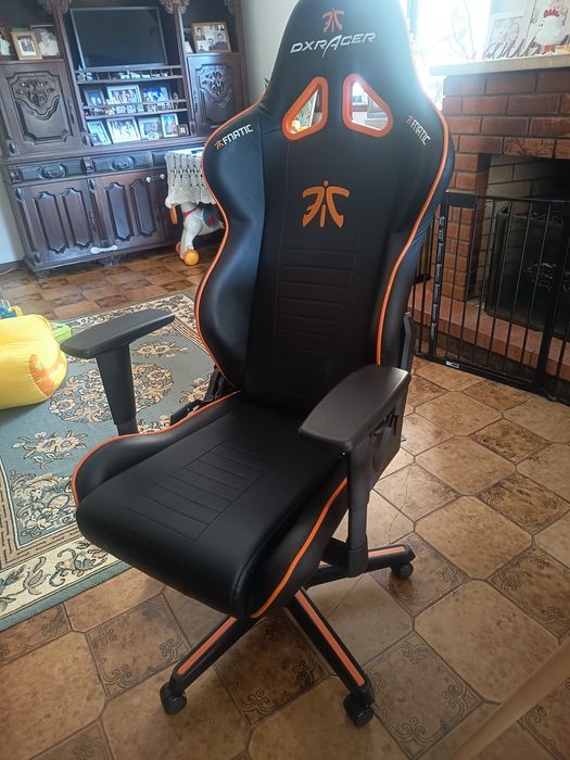 Cadeira gaming Dxracer fnatic edition
