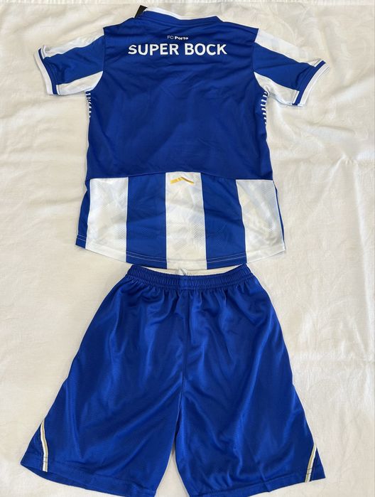 Equipamento completo futebol clube do porto