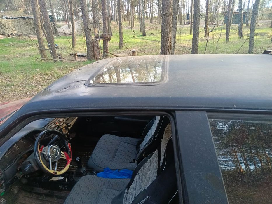 Продам машину ВАЗ 2108 строчно