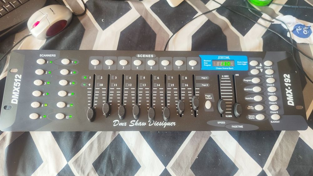 Controladores Dmx Art System Console DMX 192
Art System Console DMX 19