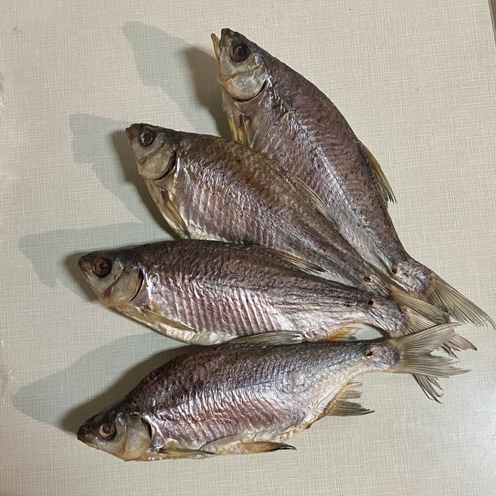 Ікряна тарань плотва сушена в’ялена