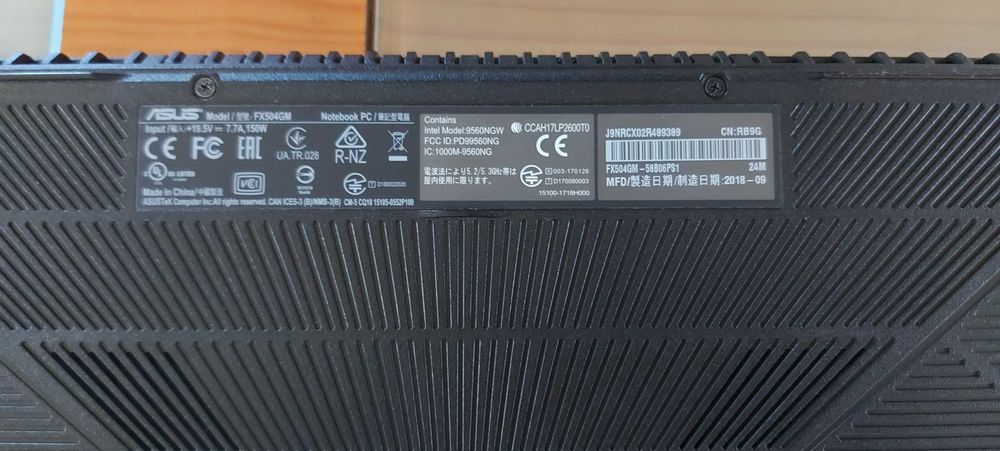 Portátil Asus TUF Gaming FX504GM