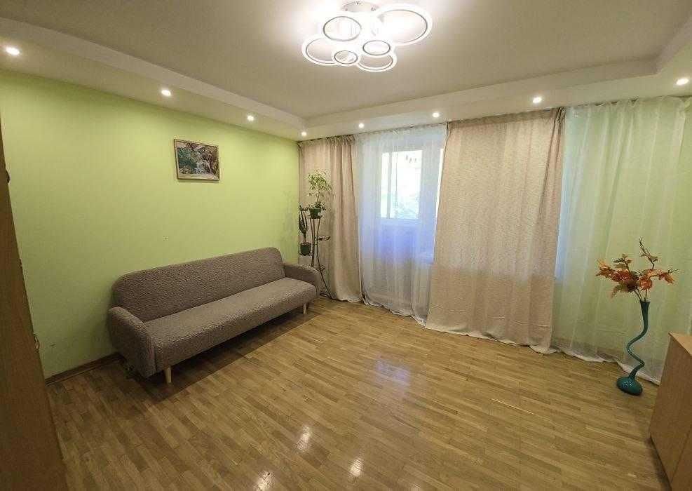 Продам 2-к квартиру 75 кв.м з ремонтом, 3/10 пов., Ботанічний провулок (3-337-254 ОФ)