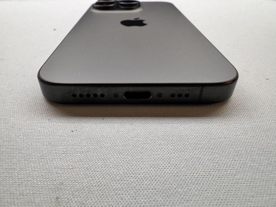Iphone 15 pro 128 gb black