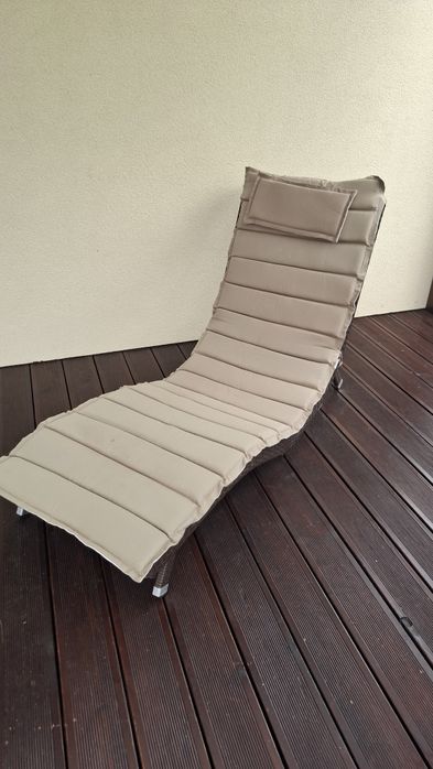 Leżak ogrodowy ratanowy