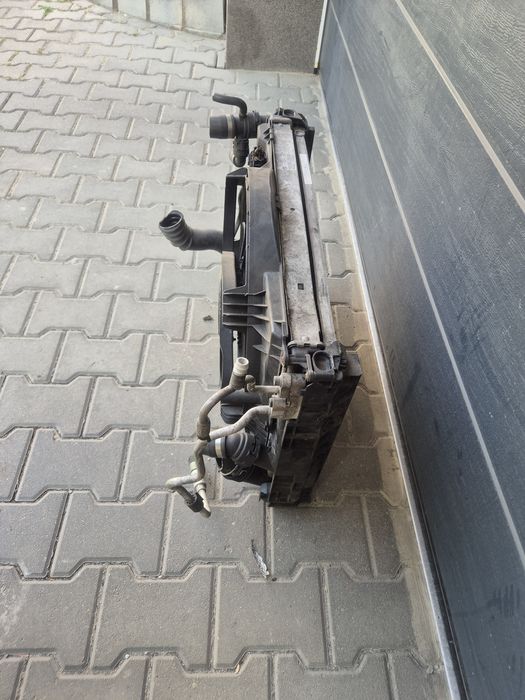 Chłodnica wody klimy wentylator BMW E90 E91 E92 e93