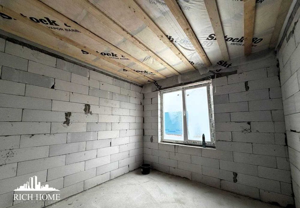 Білогородка, без %. 5 сот, 120м2. Центральна сторона. Новий будинок.