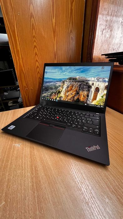 Lenovo ThinkPad T14 Gen 1 i7-10610U 16GB DDR4 GeForce SSD 256GB 14"FHD